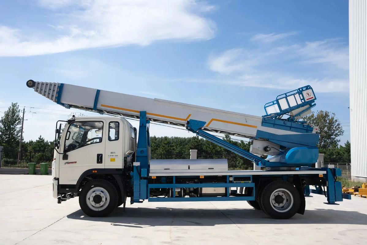 永丰县云梯上料车租赁费用